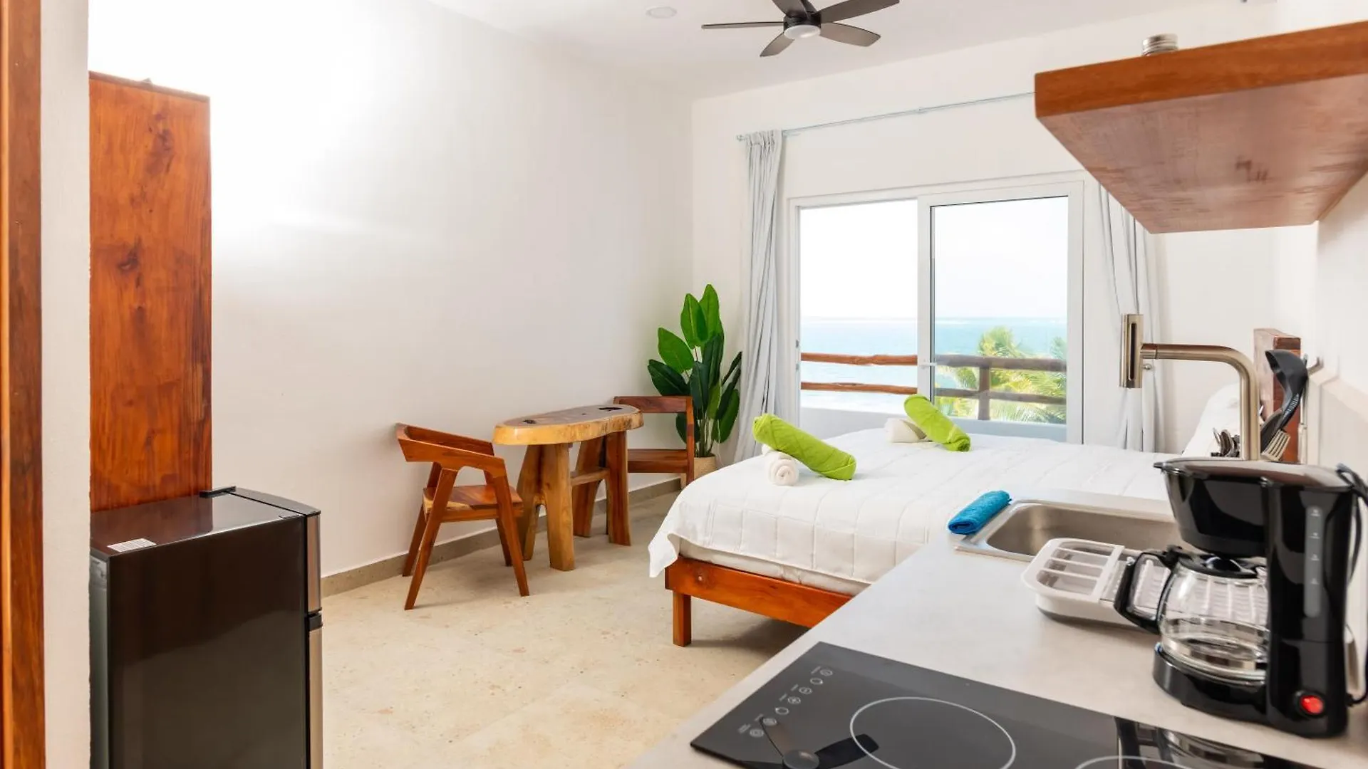*** Ξενοδοχείο Arenika Beach House Puerto Morelos Μεξικό