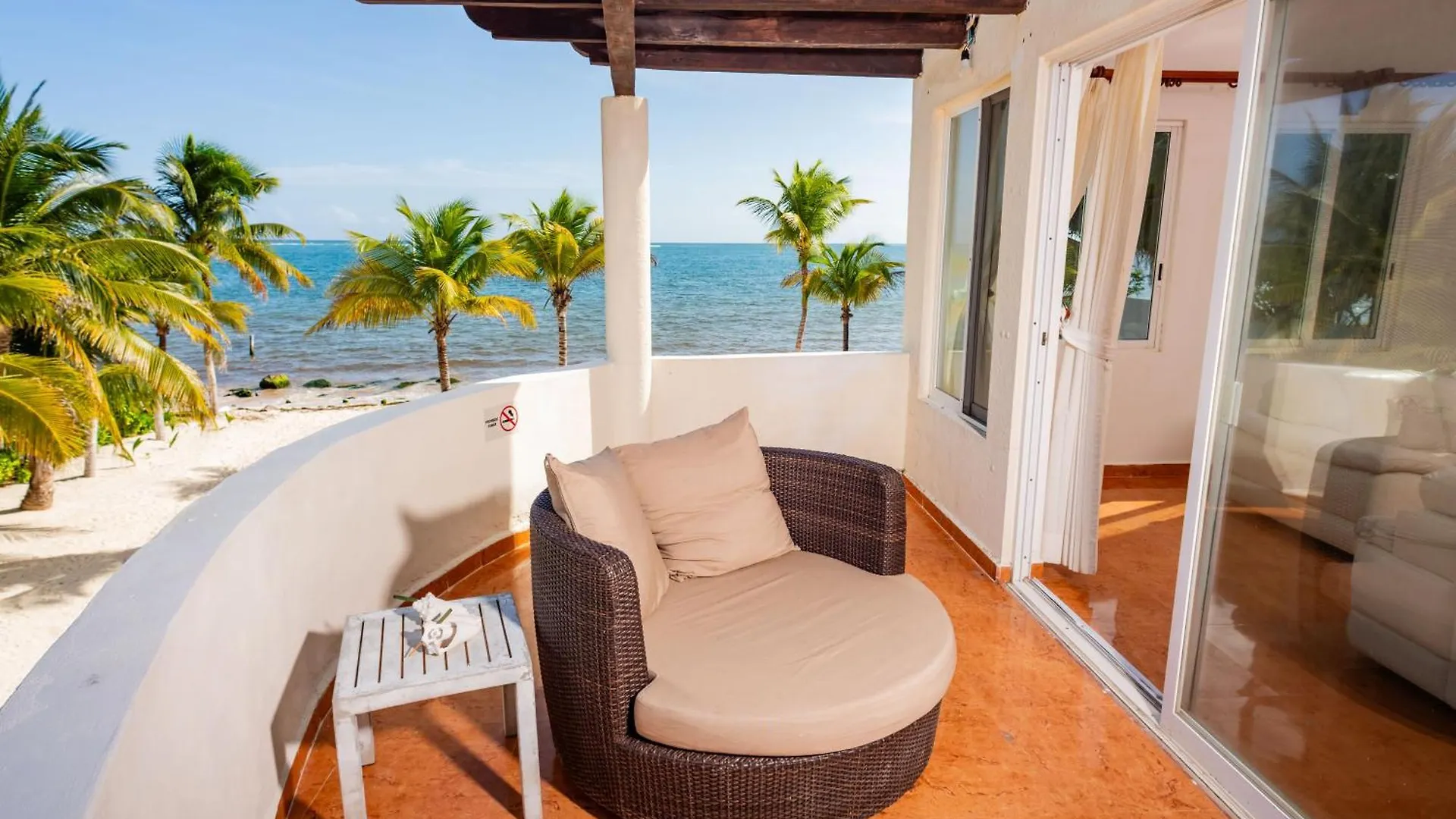 Arenika Beach House Puerto Morelos 3*,  Μεξικό