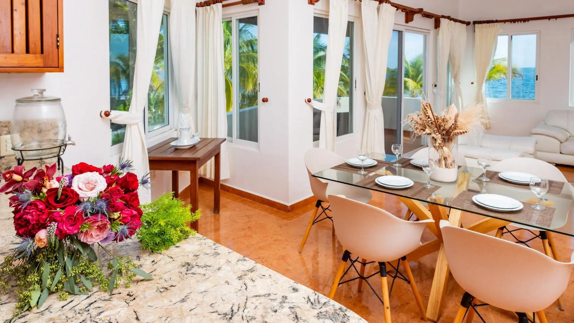 Arenika Beach House Puerto Morelos 3*,