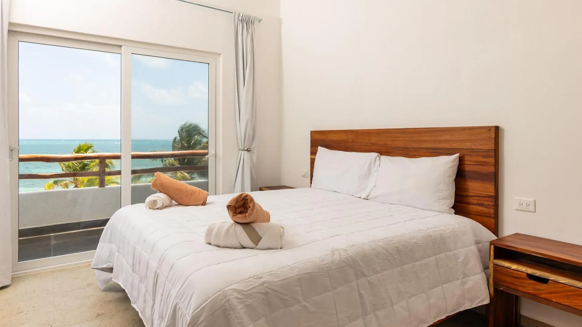 Arenika Beach House Puerto Morelos 3*,  Meksyk
